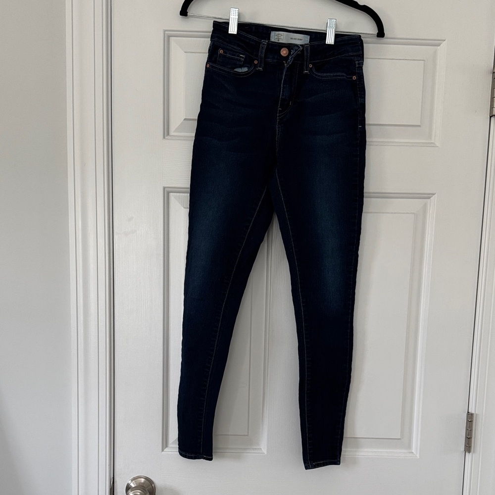 Signature by Levi Strauss Women's Dark Indigo Skinny Jeans